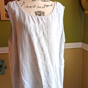 Nu construction linen top